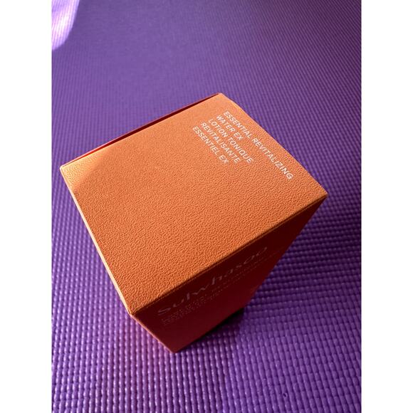 Sulwhasoo Essential Revitalizing Water EX NEW 150 ml Skin care Lotion - Picture 2 of 5